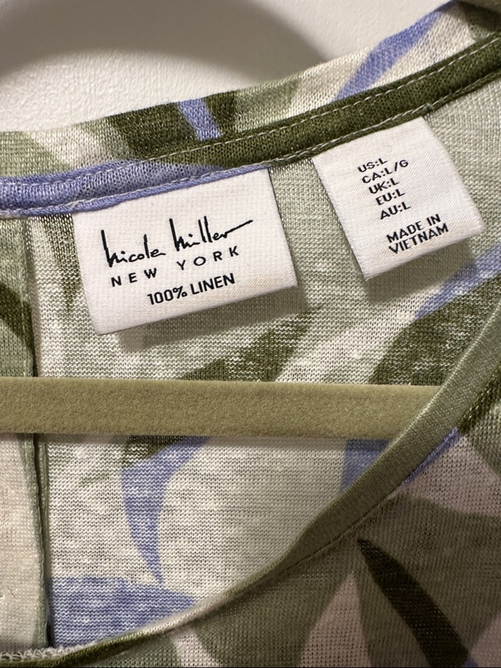 Nicole Miller Periwinkle Blue, Olive & White Leaf-Print Short Sleeve Linen Tee - Picture 2 of 3